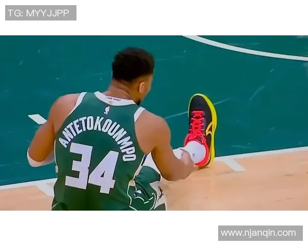 字母哥愤怒撕毁球衣雄鹿惨败更衣室内冲突升级引发关注